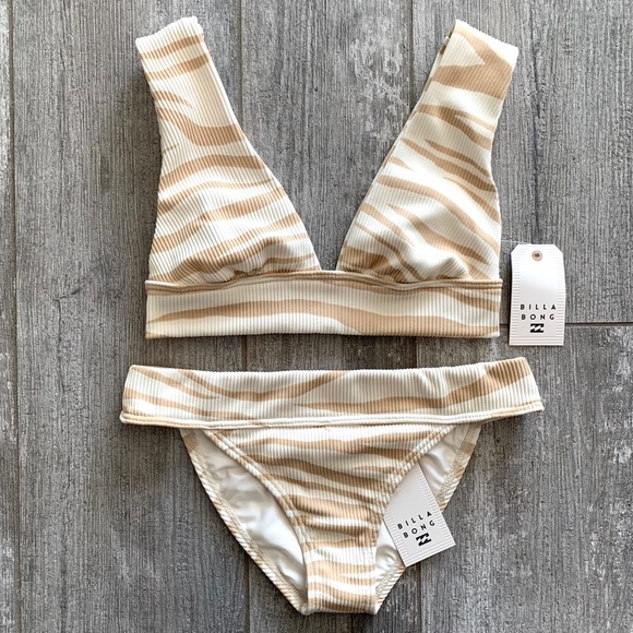 π₯π₯BILLABONG - WILD GROOVE PLUNGE TROPIC SETπ₯π₯ - Picture 4 of 10